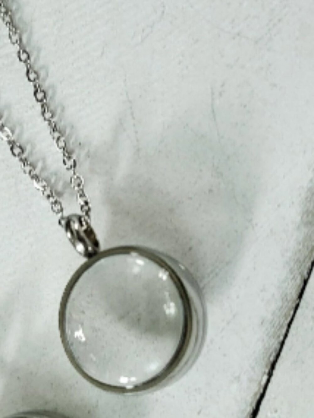 Stainless Steel Floating Glass Memory Locket Pendant Necklace - Silver Tone